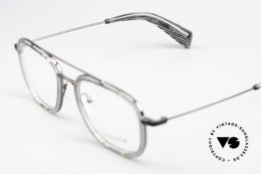 Yohji Yamamoto YY1026 Designer Specs Avantgarde, in the Y. Yamamoto colors: black, gray, gunmetal, Made for Men