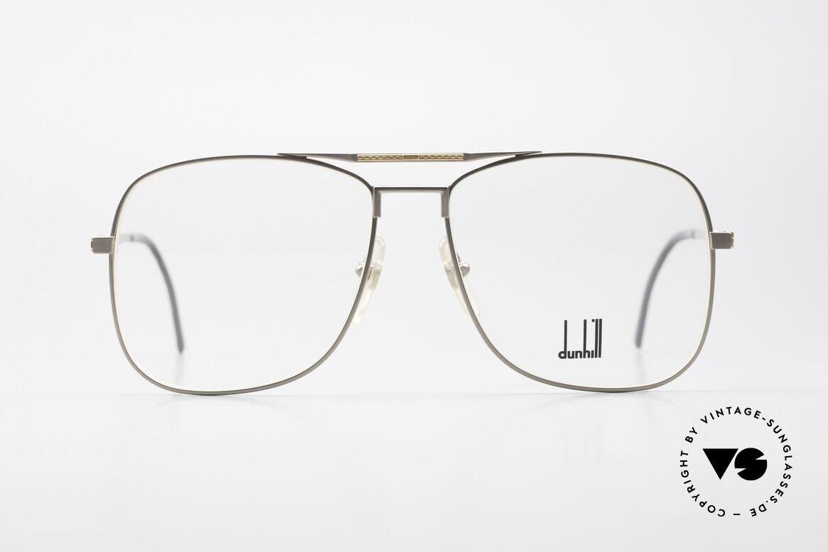 Dunhill 6038 18kt Gold Titanium Frame 80's, this Dunhill model is at the top of the eyewear sector, Made for Men