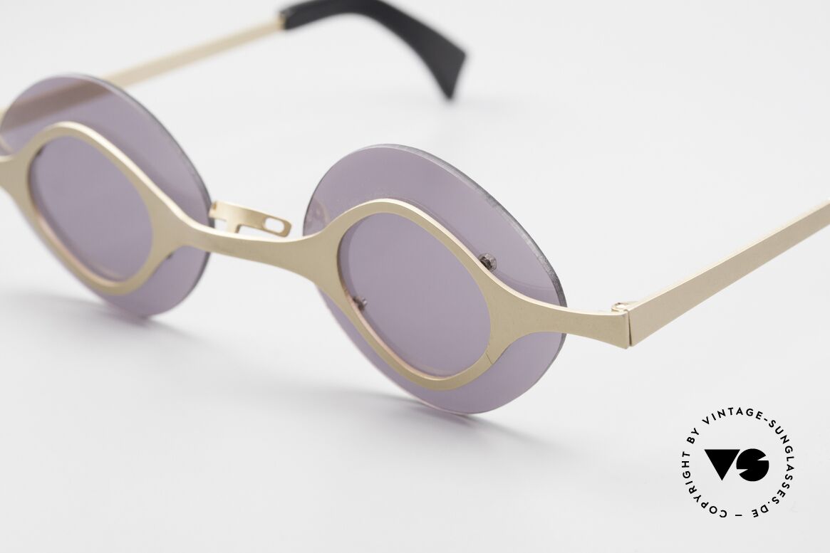 Theo Belgium Culte Crazy Vintage Ladies Shades, unworn (like all our vintage designer specs by THEO), Made for Women