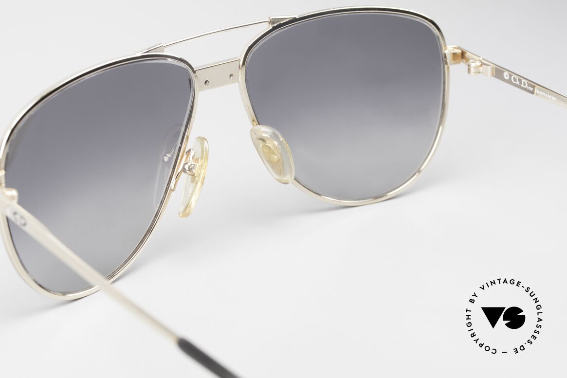 Christian Dior 2330 XL Luxury Sunglasses 80's, gray-gradient sun lenses for 100% UV protection!, Made for Men