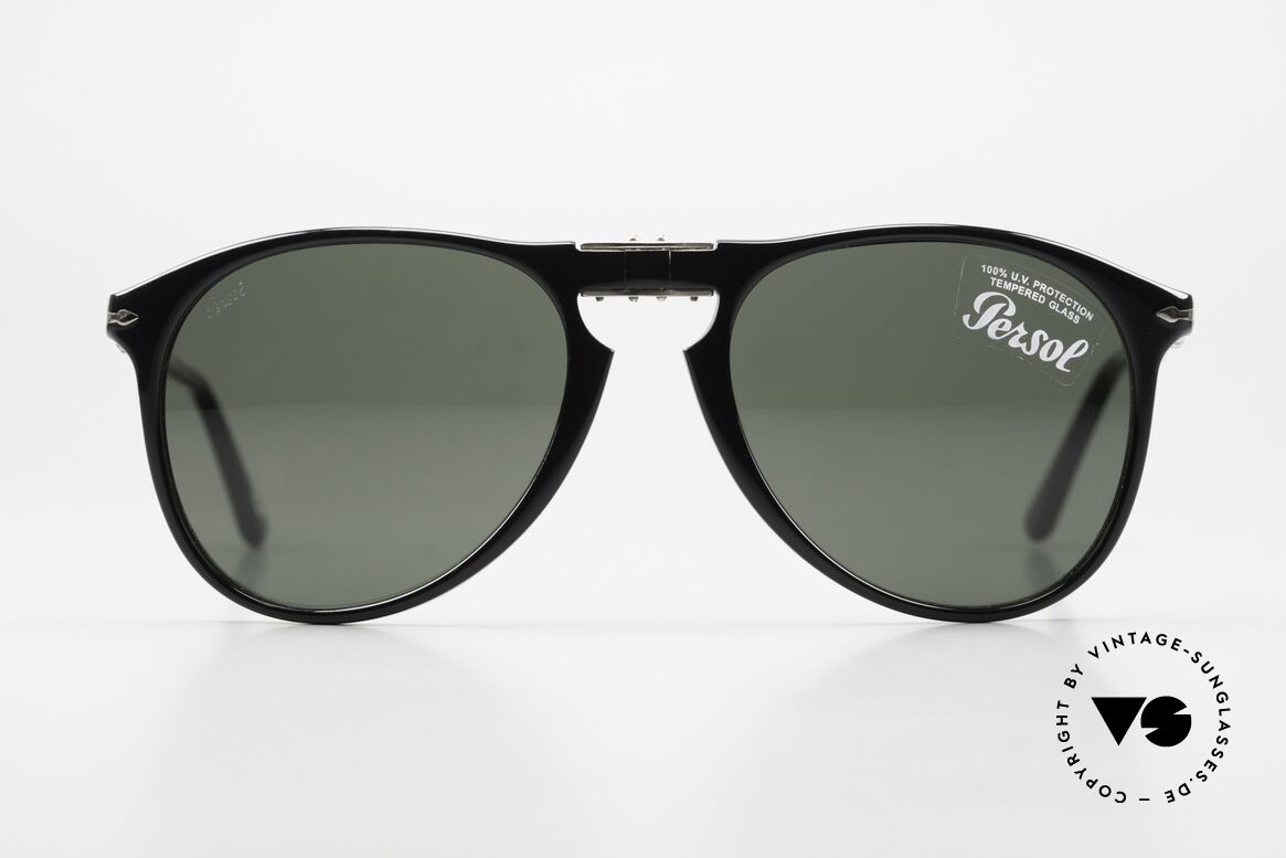 Persol 9714 Folding Inspired By The 714 Ratti, Persol 9714 Folding = current folding glasses by Persol, Made for Men