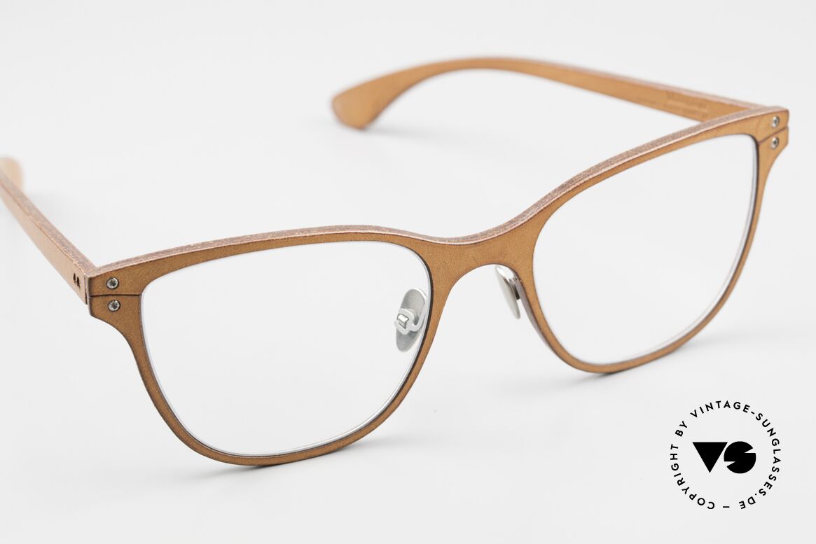 Lucas de Stael Minotaure Thin 04 Ladies Frame With Leather, from 2017 but unworn (delivered in a case by de Staël), Made for Women