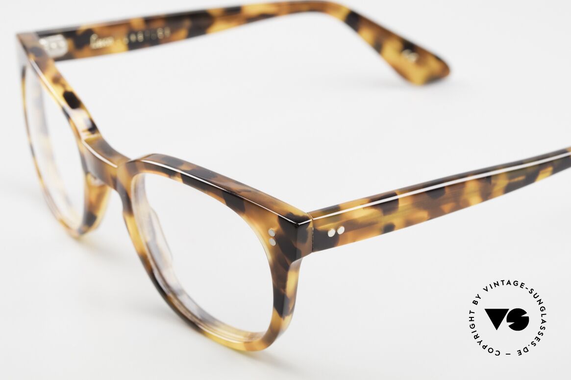 Lesca Ornette Massive Frame Small Size, nicely made; thus we took it into our collection, Made for Men and Women