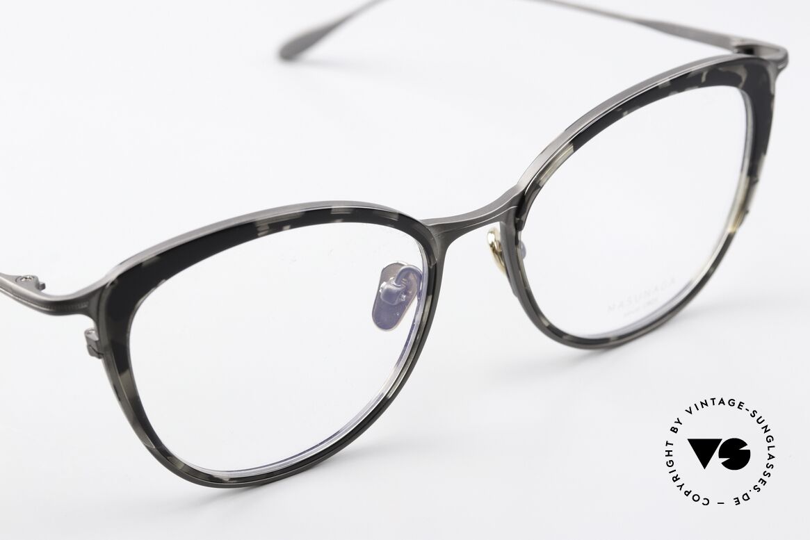 Masunaga Daisy Very Elegant Ladies Eyewear, precision & costly engravings as a stylistic feature, Made for Women