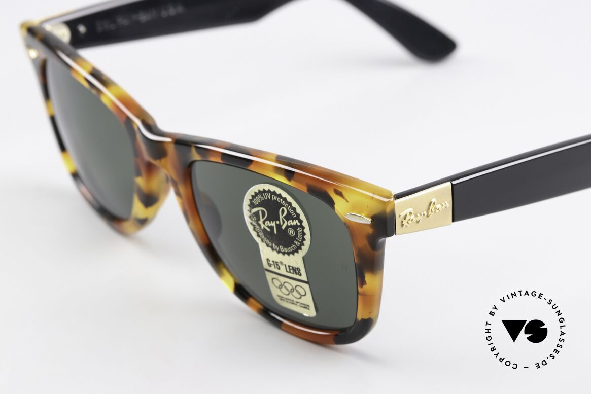 Ray Ban Wayfarer I Limited Deluxe Edition USA, never worn (like all our rare B&L vintage Wayfarers), Made for Men and Women