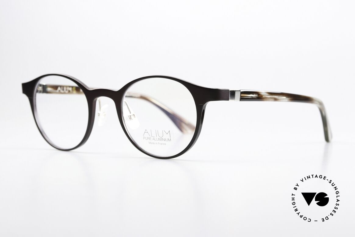 Face a Face Alium S 2 Men's Glasses Panto Style, here the model: S 2, in size 47-22 and color 9122, Made for Men