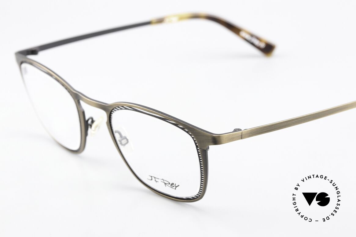 JF Rey JF2709 Eye-Catching Unisex Frame, for minimalist styles and innovative frame materials, Made for Men and Women