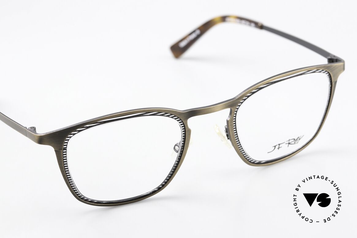 JF Rey JF2709 Eye-Catching Unisex Frame, accordingly, this brand does not fit into any “drawer”, Made for Men and Women