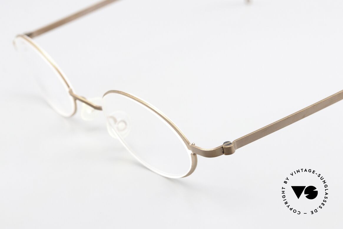 Lindberg 5000 Strip Titan Oval Titanium Frame Unisex, simply timeless, stylish & innovative: grade 'vintage', Made for Men and Women