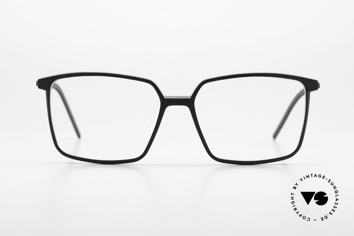 Götti Kent Looks Solid - But Is Light, made of plastic and with stainless steel temples, Made for Men and Women