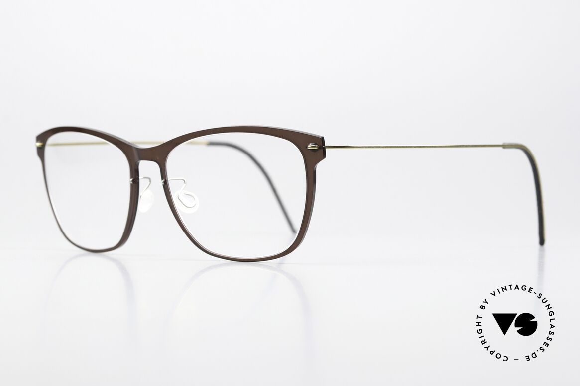 Lindberg 6525 NOW Brown Front Golden Temples, dark brown frame front with gold-plated titan temples, Made for Women