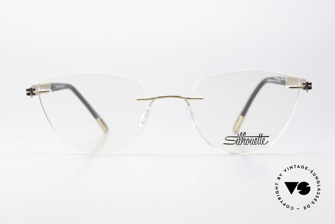 Silhouette 5236 Ladies Specs Cateye Design, design based on the 1999 Minimal Titan Art icon, Made for Women