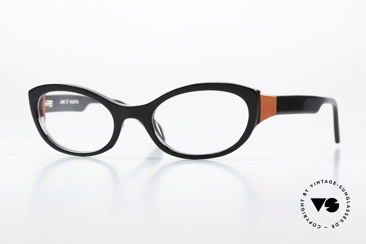 Anne Et Valentin Cozak Very Feminine Frame Shape, Anne & Valentin eyeglasses with cateye design, Made for Women