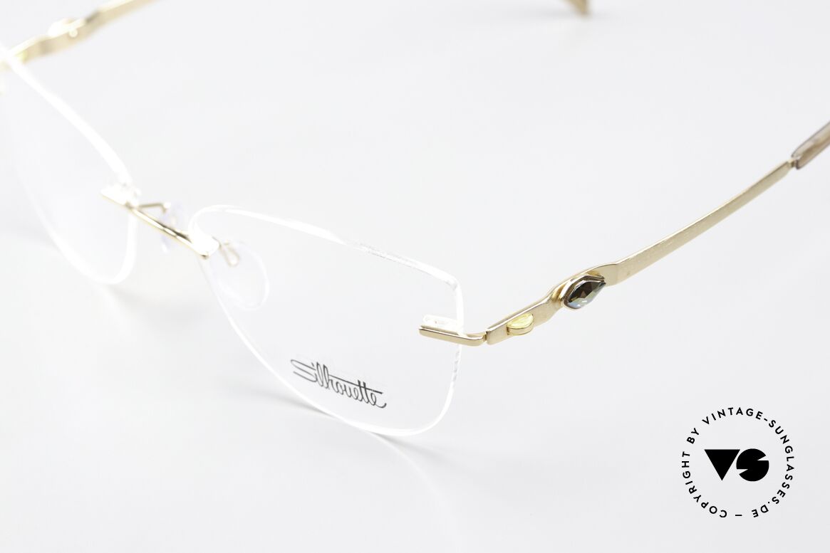 Silhouette 5513 Frame With Swarovski Stone, both temples are set with a glittering Swarovski stone, Made for Women