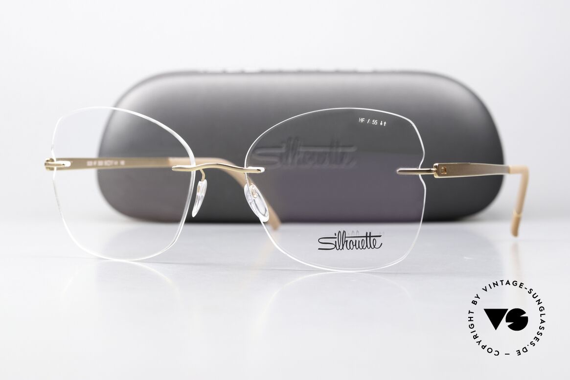 Silhouette 5529 Elegant Momentum Series, here with very feminine demo lenses & in rosé gold, Made for Women