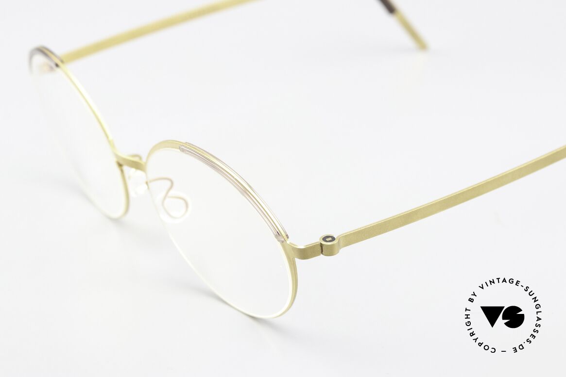 Lindberg 9853 Strip Titanium Round Titanium Eyewear, bears the predicate "true VINTAGE LINDBERG" for us, Made for Women