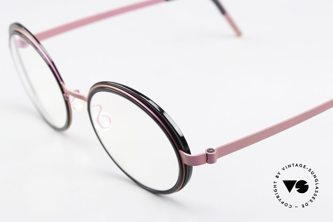 Lindberg 9732 Strip Titanium Purple Metallic Black, can already be described as VINTAGE LINDBERG today, Made for Women