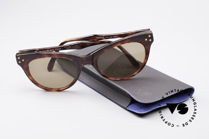 Yves Saint Laurent Procris 70's Cateye, NO retro sunglasses, but an authentic 70's original, Made for Women