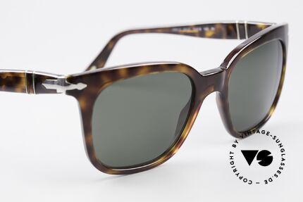 Persol 2999 Classic Ladies Sunglasses, reissue of the old vintage Persol RATTI models, Made for Women