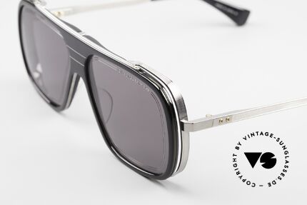 https://www.vintage-sunglasses-shop.com/media/products6/tn-mobile/19442_55001_DITA-Endurance-79_Masculine-Sports-Sunglasses_Men_Classic_Sporty_Sunglasses.jpg