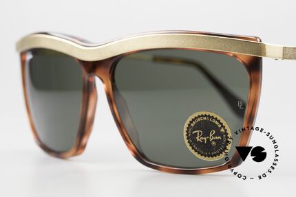 Ray Ban Olympian III True Vintage USA Original, unworn (like all our vintage RAY-BAN sunglasses), Made for Men and Women