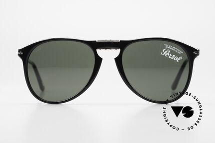 Persol 9714 Folding Inspired By The 714 Ratti, the current collection based on the old Persol RATTIS, Made for Men