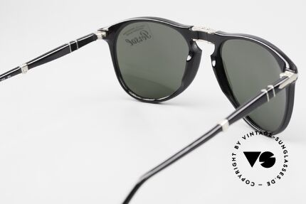 Persol 9714 Folding Inspired By The 714 Ratti, foldable sunglasses, made in Italy at an affordable price, Made for Men