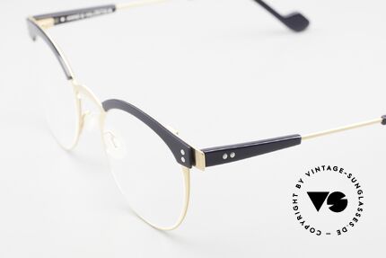 Anne Et Valentin Gigacaster Lovely Designer Eyewear, spent their lives creating their own collection, Made for Women