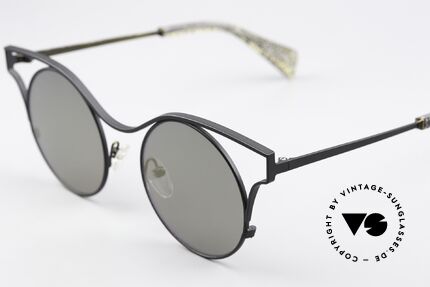 Yohji Yamamoto YY7014 Extravagant Sunglasses, expressive designer sunglasses with "character", Made for Women