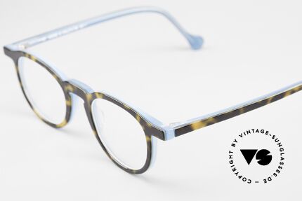 Anne Et Valentin Annette Ladies Frame Alpha Series, spent their lives creating their own collection, Made for Women