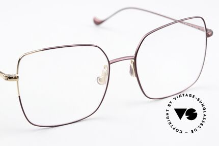 Caroline Abram Valeria Glasses With Gold Accents, an unworn pair from 2019 for all fashion lovers, Made for Women