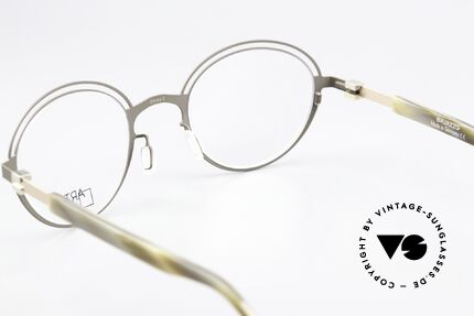 Bajazzo Emma 2 Feminine Eyewear Design, the frame can be glazed as desired (also varifocal), Made for Women