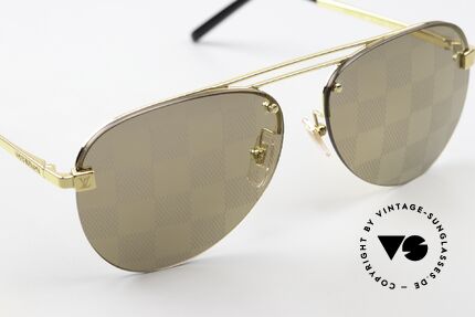 Louis Vuitton Clockwise Gold With Damier Checker Lens, sun lenses with the famous "checkerboard pattern", Made for Men