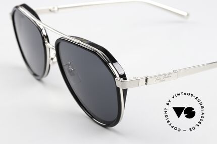 Louis Vuitton Pont Neuf Pont Neuf Signature Logo, the right sun lens also shows the LV initials, Made for Men