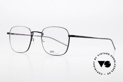 Götti Davis Very Light Titanium Frame, tangible top quality; timeless in color & shape, Made for Men and Women