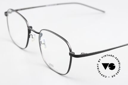 Götti Davis Very Light Titanium Frame, Oprah Winfrey made Götti specs famous in 2021, Made for Men and Women