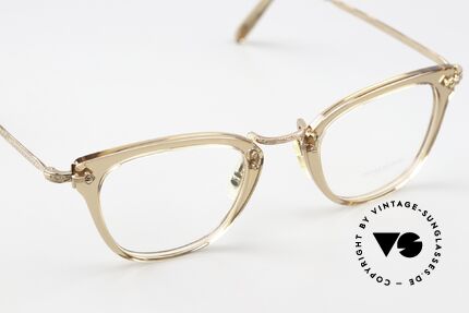 Oliver Peoples Keery Acetate Front Rose Temples, unworn model (like all our Oliver Peoples eyeglasses), Made for Women