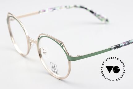 JF Rey PM080 PM Petite Modele Series, for minimalist styles and innovative frame materials, Made for Women