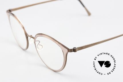 Lindberg 9728 Strip Titanium Very Feminine Frame Design, bears the predicate "true VINTAGE LINDBERG" for us, Made for Women