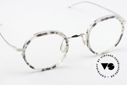 Thom Browne TBX911 Finest Men's Fashion Specs, a classy designer accessory for all fashion lovers, Made for Men